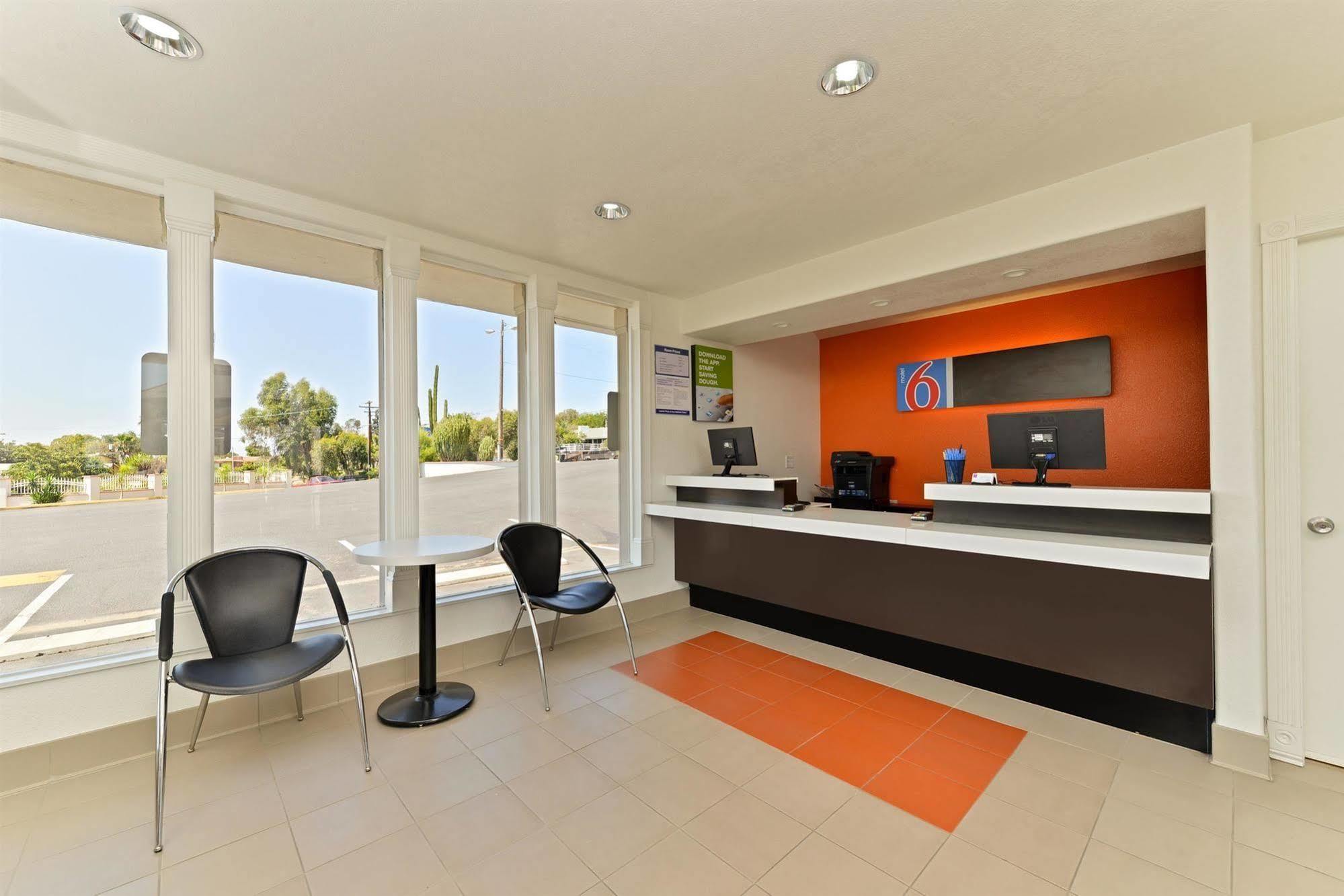 Motel 6-Vista, Ca Luaran gambar