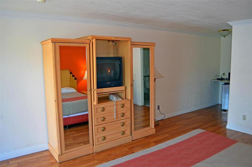 Motel 6-Vista, Ca Bilik gambar